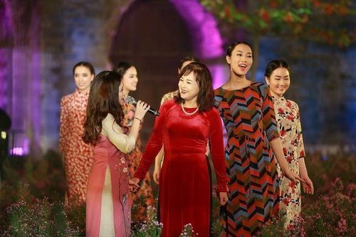 Xây dựng thương hiệu áo dài Việt Nam để tránh tình trạng bị 'đánh cắp bản quyền'