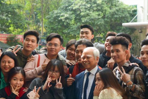 Hiệu trưởng thay đổi để trường học hạnh phúc