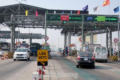 'Đuối' trước nhà đầu tư, Bộ GTVT xin lùi tiến độ dự án thu phí tự động
