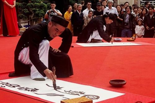 Triển lãm thư pháp 'Truyền kinh chính học'
