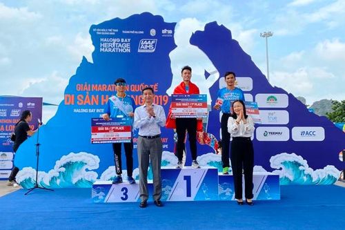 Giải Marathon quốc tế Di sản Vịnh Hạ Long