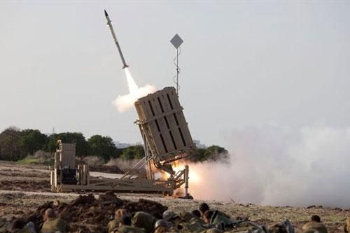 Israel tìm lý do cho màn trình diễn tệ hại của 'Vòm Sắt' Iron Dome