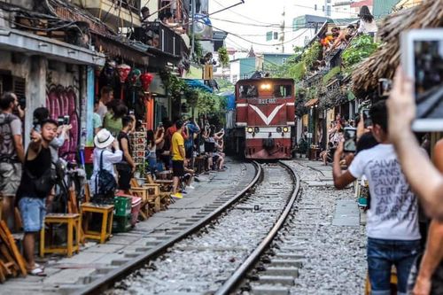 Bộ GTVT không đồng ý kiến nghị của ĐBQH Lưu Bình Nhưỡng về phố 'cà phê đường tàu'