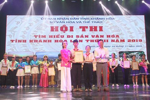 Thêm yêu di sản nước nhà