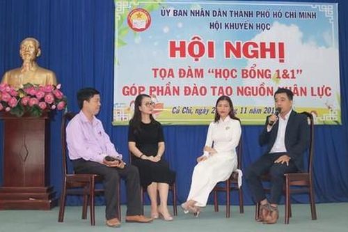 Học bổng 1&1 chắp cánh ước mơ cho sinh viên nghèo