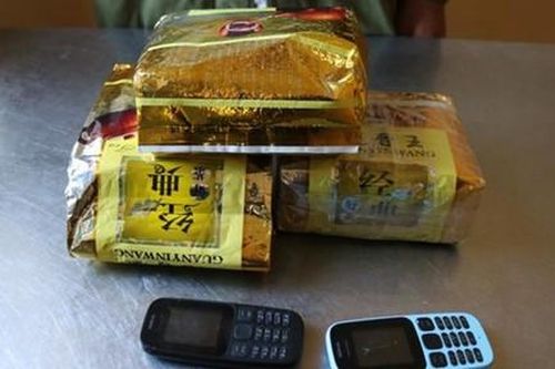 Sa lưới khi đang vận chuyển 3kg ma túy 'đá' đi tiêu thụ