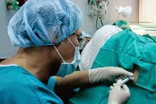 Từ vụ 2 sản phụ tử vong khi mổ đẻ ở Đà Nẵng: Gây tê tủy sống có thể bị tai biến ở những trường hợp nào?