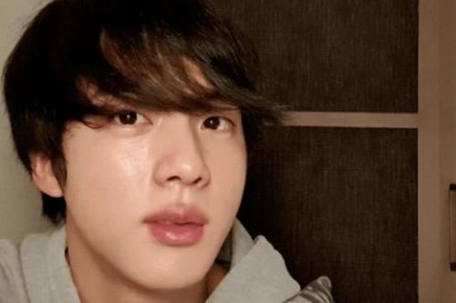 ARMY muốn tự tin hơn, hãy thử làm việc này như Jin BTS vào mỗi sáng