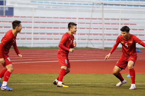 Đội hình xuất phát U22 Việt Nam đấu Brunei: Quang Hải, Văn Hậu, và Tiến Linh dự bị