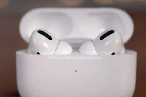 AirPods Pro giá 'chát' nhưng bán chạy gấp đôi so với năm ngoái