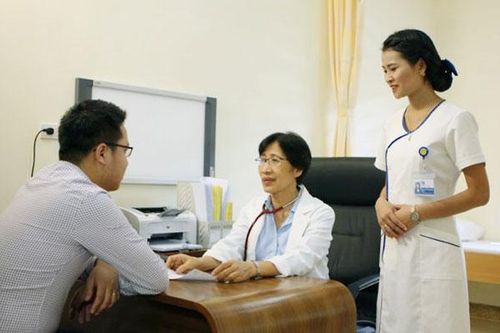 Báo động xu hướng bệnh tật trẻ hóa