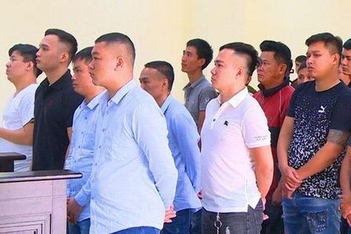 Vì sao tạm hoãn phiên tòa xét xử băng nhóm tín dụng đen xuyên quốc gia cực khủng?