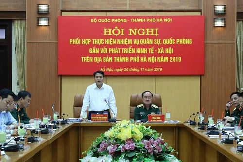 Phối hợp thực hiện nhiệm vụ quân sự, quốc phòng gắn với phát triển kinh tế - xã hội trên địa bàn Hà Nội