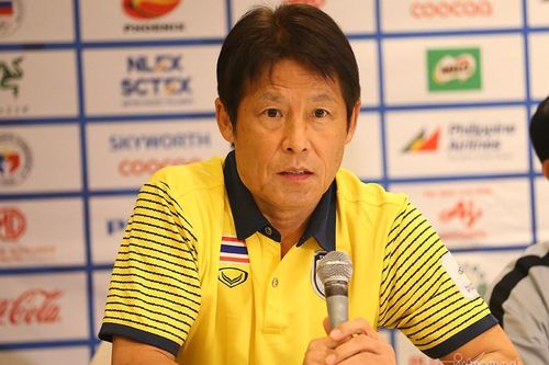 Báo chí Thái Lan chất vấn HLV Akira Nishino sau trận thua sốc Indonesia