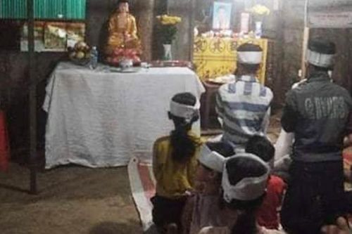 Con trai về nhà phát hiện mẹ tử vong trong tư thế treo cổ