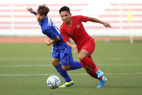HLV Akira Nishino: 'U22 Thái Lan thua Indonesia vì mặt sân'