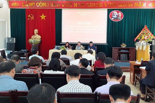 Lấy ý kiến tham gia vào dự thảo Quy định phân cấp quản lý tổ chức bộ máy, biên chế, cán bộ, công chức, viên chức thuộc tỉnh