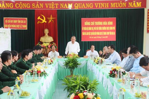 Phó Thủ tướng Trương Hòa Bình thăm và làm việc với Đồn Biên phòng Lệ Thanh