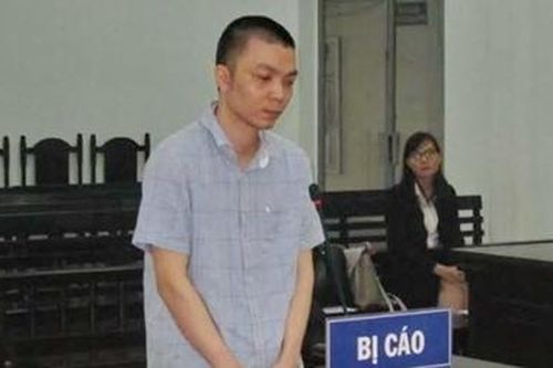 Dùng 'thủ thuật' giao dịch tài chính điện tử, kế toán chiếm đoạt tiền của hai DN