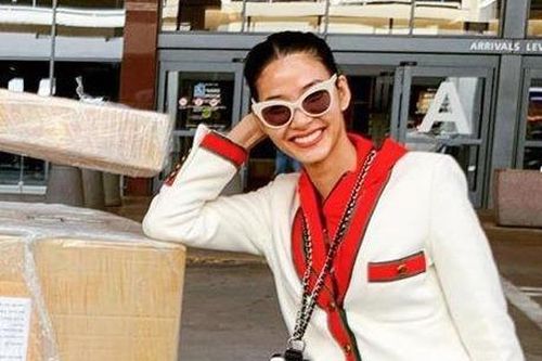 Hoàng Thùy diện set đồ gần 180 triệu đồng ngày đầu ở Mỹ