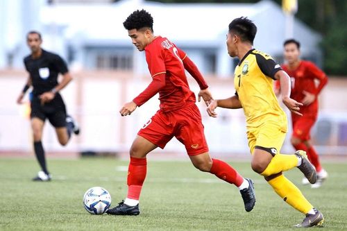 Thận trọng trước U22 Lào