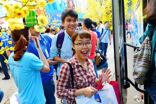 Tiếp nhận đăng ký nhận vé xe về quê đón tết