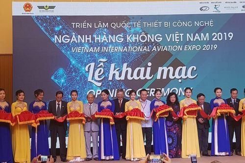 Hội nghị quốc tế về hàng không tại TP HCM: Cơ hội cho hàng không Việt Nam cất cánh