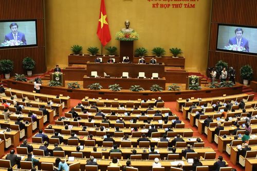 Thay thế kịp thời cán bộ, công chức tham nhũng