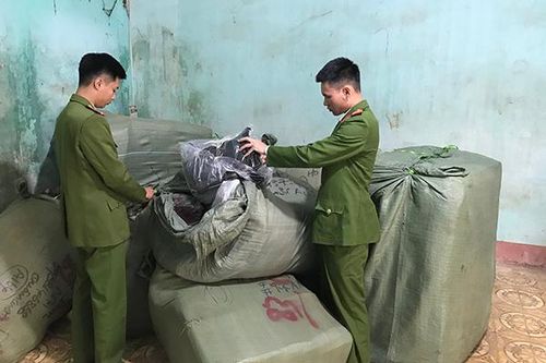 Thu giữ số lượng lớn hàng hóa nhập lậu từ Trung Quốc