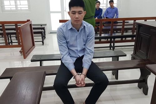 Gã con rể dùng dao đâm bố mẹ vợ bị tuyên 19 năm tù