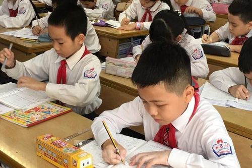 Hà Nội đề xuất tăng học phí trường chất lượng cao