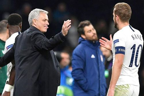 Mourinho, ông vua vòng bảng Champions League