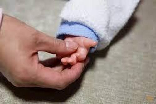Hiệu quả điều trị kháng HIV ngay khi trẻ chào đời