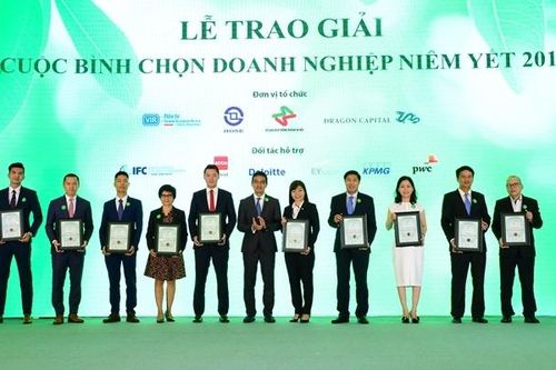 Trao giải bình chọn Doanh nghiệp niêm yết 2019