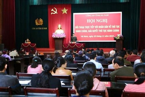 Công an Hà Nam đối thoại với người dân về thủ tục hành chính