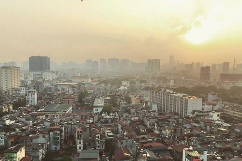 Cao ốc ở Hà Nội lại rung lắc nhẹ do ảnh hưởng động đất