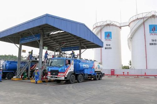 Xăng dầu chuẩn cho người Việt: Tính nhân văn trong quản lý