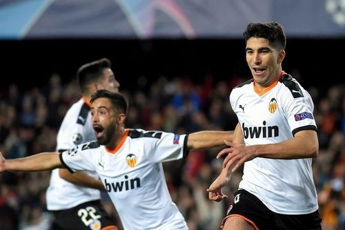 Chelsea đánh rơi chiến thắng trước Valencia