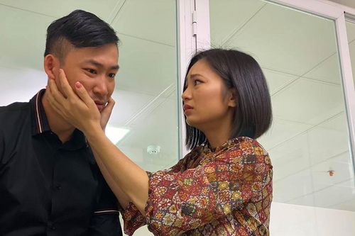 Trọng Nhân bức xúc vì bạn diễn 'Hoa hồng trên ngực trái' bị thóa mạ
