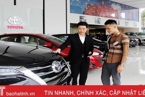 Giá ô tô giảm mạnh, người tiêu dùng Hà Tĩnh nhiều cơ hội sắm 'xế hộp' du xuân