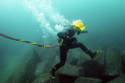 Cáp quang AAG lại gặp sự cố ngoài khơi, chưa có lịch sửa chữa