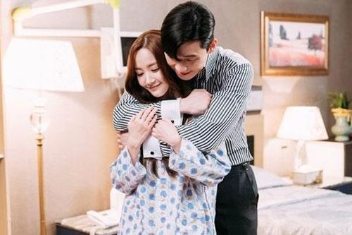 Muốn được người đàn ông luôn ôm chặt trong vòng tay, người phụ nữ cần phải học những điều sau