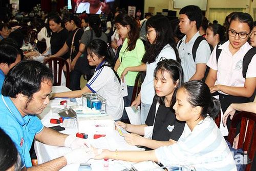 Giọt máu cho đi, cuộc đời ở lại