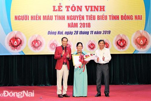 Tuyên dương 415 cá nhân, gia đình, tổ chức tiêu biểu trong hiến máu tình nguyện