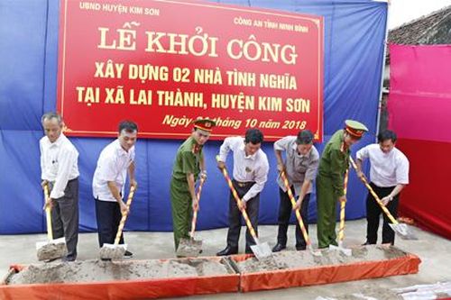Đẩy mạnh phong trào Toàn dân bảo vệ ANTQ trong đồng bào các tôn giáo