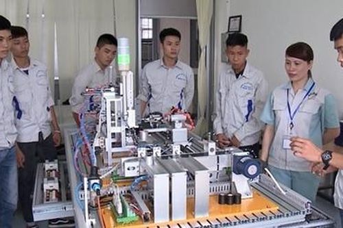 Cải thiện chất lượng việc làm cần phải được ưu tiên