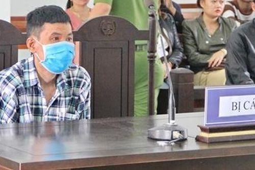 Kẻ đốt vợ bằng xăng lãnh án 16 năm tù
