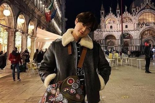 Bí quyết có ảnh du lịch hợp bối cảnh như trưởng nhóm EXO