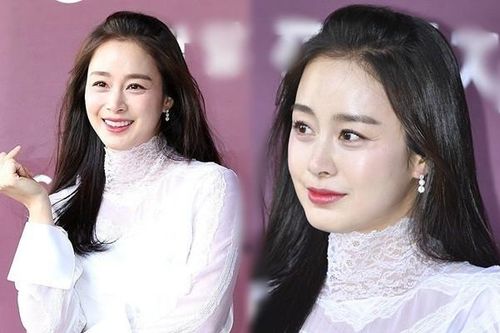 Kim Tae Hee nhan sắc và thần thái rạng ngời sau sinh con thứ 2