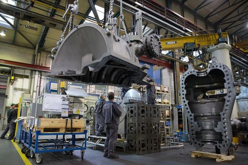 Sự giảm tốc của thương mại toàn cầu ảnh hưởng nặng nề nhất đến EU